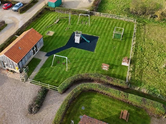 commercial-grounds-maintenance (3)-kireth-ai